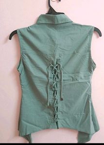 Assorted Women&#39;s Tops - Variety of Styles &amp; Colors