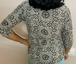 Grey Top With Roll Up 3/4 Sleeves