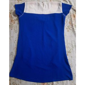 Women&#39;s Blue Top