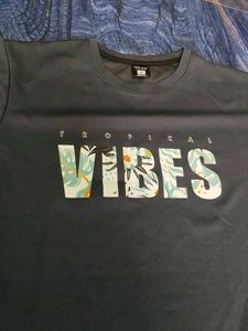 Tropical Vibes Tee