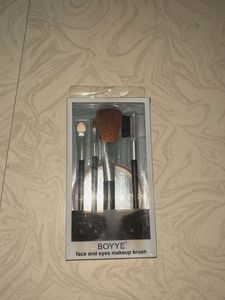 Makeup Brush
