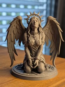 Kneeling Gothic Angel Statue (Halo & Wings)