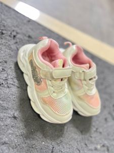 Toddler Girls Sneakers Size 24