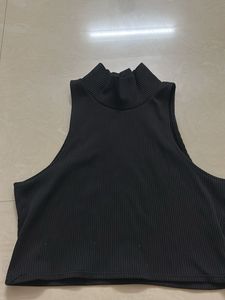 h&m High neck classy top(M)
