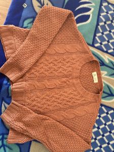 Woolen sweatshirt