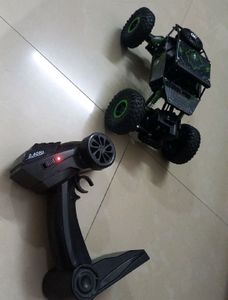 Cross World Rock Crawler