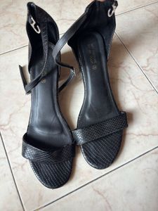 MFT Couture - size 38 Heels