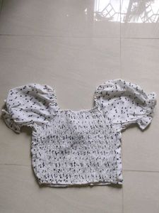 Triangle Print Puff Sleeve Crop Top