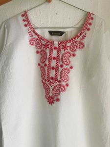 SHORT KURTI