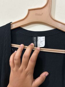 H&M Long Beautiful Shrug 🪭
