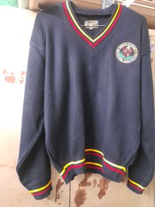 15 Yrs Old Boy School Coat And Sweater