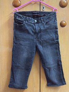 A Knee Length Jeans