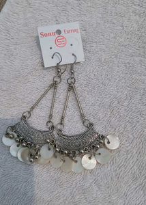 Silver Tone Drop Earrings✨😍