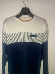 Color Block Long Sleeve Tee