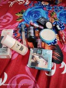 Makeup Product Combo