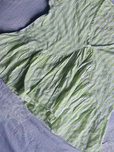 Striped Peplum Top🌿💚✨