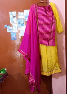 Yellow &amp; Pink Kurta Set