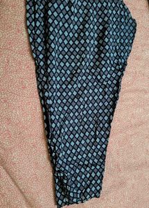 COMBO OF 2 ANKLE LENGTH PANTS