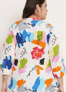 plus size mandarin collar abstract print top