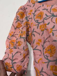 Floral Bullon Sleeves Kurti