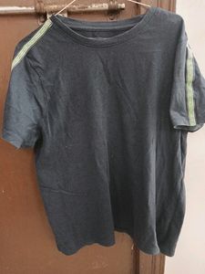 HARVARD NAVY BLUE TSHIRT