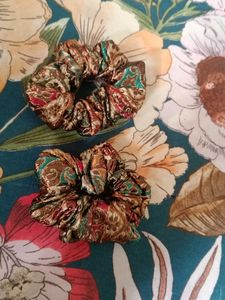 Paisley Scrunchies (Set of 2)