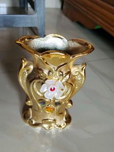 Beautiful Golden 💛 Colour Flower Vase 😍