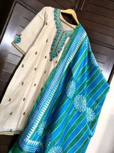 Festive Wear Women Silk Embroidered Suit Set