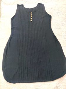 Black Sleeveless Tunic