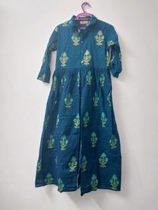 Front Slit Collered Kurta
