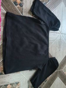 Black Puffed Sleeve Top