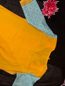Yellow &amp; Blue Printed Kurti