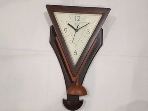 Wall Clock &amp; Decor ⏰️