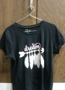 Casual t-shirt