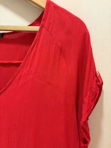 Beautiful Red V-Neck Tunic Top