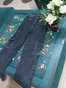 🩶 Grey Cargo Jeans