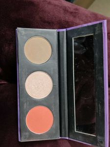 Makeup Palette - Bronze, Highlight, Blush