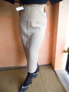 😀Stylish Beige Knit Skirt⭐