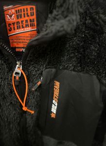 Wild Stream Woolen Zipper