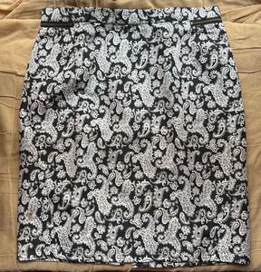 pencil skirt with black and white pattern