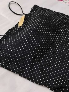 Victoria's Sunday cami crop top