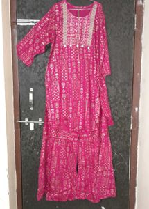 Pink Printed Kurta Set (golden work)