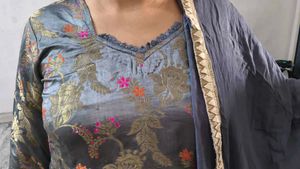 A Decent But Elegant Banarasi Suit