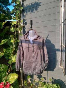 Stylish Grey Zip-Up Hoodie