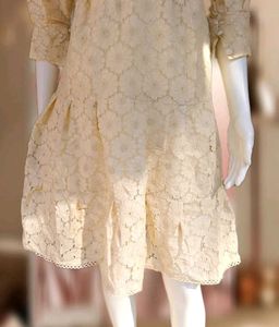 BEAUTIFUL BEIGE LACE DRESS