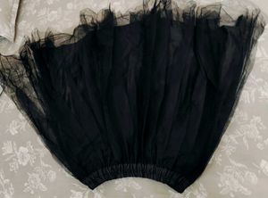 New Embroidery Net Top And Flared Skirt