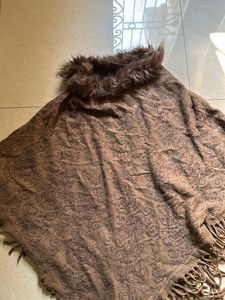 WOMEN DEGINER PONCHO WOLLEN