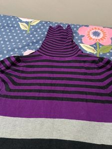 Unused Woman&#39;s Highneck Woolen Top