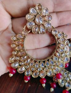 Earings and mangtika Jewellery Set