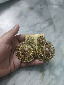 golden pleated earrings